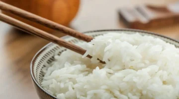 تفاصيل جديدة ضبط بيع أرز أجنبي على أنه ياباني بعد فحص حاوية